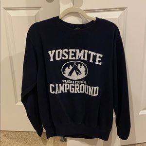 Brandy Melville Yosemite crewneck sweatshirt